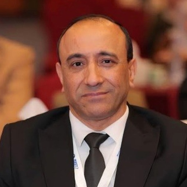 أ.د. أشرف محمد عياد